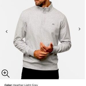 Travis Matthew 
CLOUD QUARTER ZIP 2.0